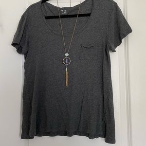 Gray Gap T-shirt
